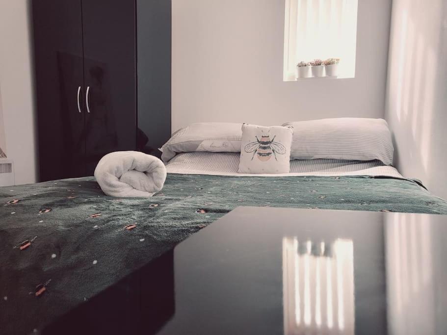 High Street, 2 Bed, Newly Refurb Apartment เลมิงตันสปา ภายนอก รูปภาพ