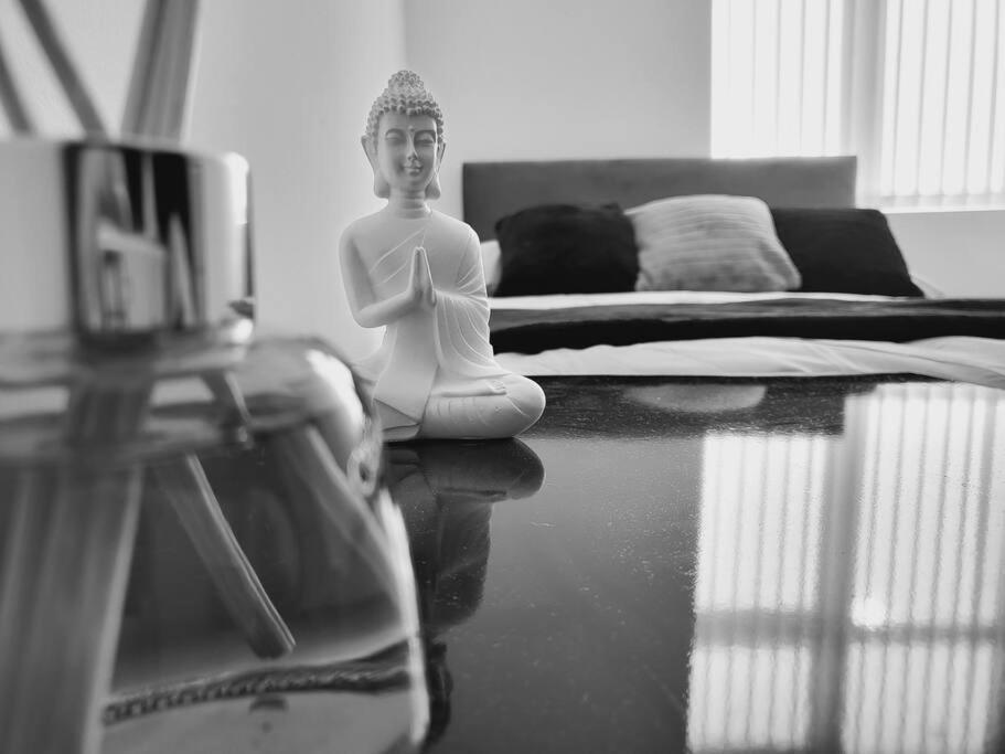 High Street, 2 Bed, Newly Refurb Apartment เลมิงตันสปา ภายนอก รูปภาพ